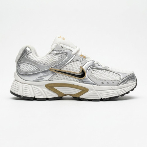 نایک وی فایو آر ان آر متالیک بژ Nike V5 RNR Parachute Beige Metallic Pewter