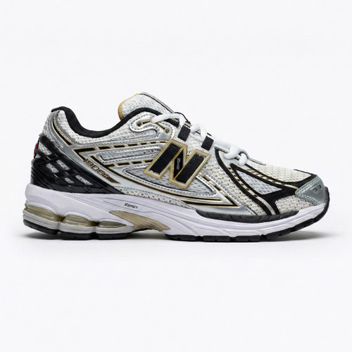 کفش نیوبالانس 1906 سفید متالیک گلد New Balance M1906RA
