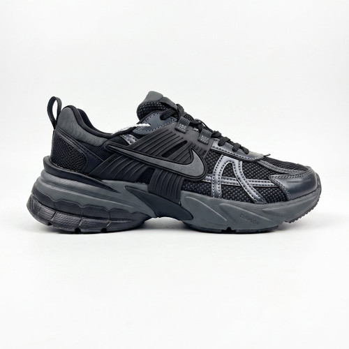 نایک وی تو کی ران مشکی دودی تیره Nike V2K Run Black Dark Smoke Grey