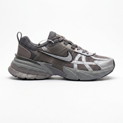 نایک وی تو کی ران قهوه ای خاکستری نقره ای متالیک Nike V2K Run Cave Stone Metallic Silver