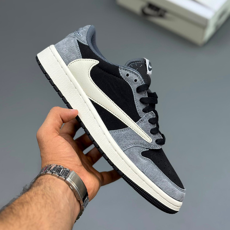 ایر جردن ۱ لو تراویس اسکات مشکی طوسی Travis Scott Air Jordan 1 Low OG Black Suede Grey